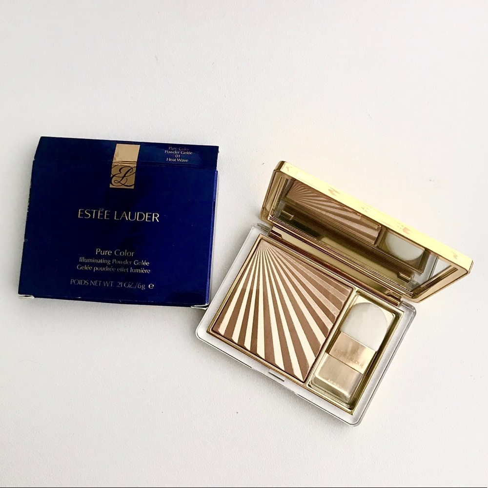Estée Lauder Illuminating Powder